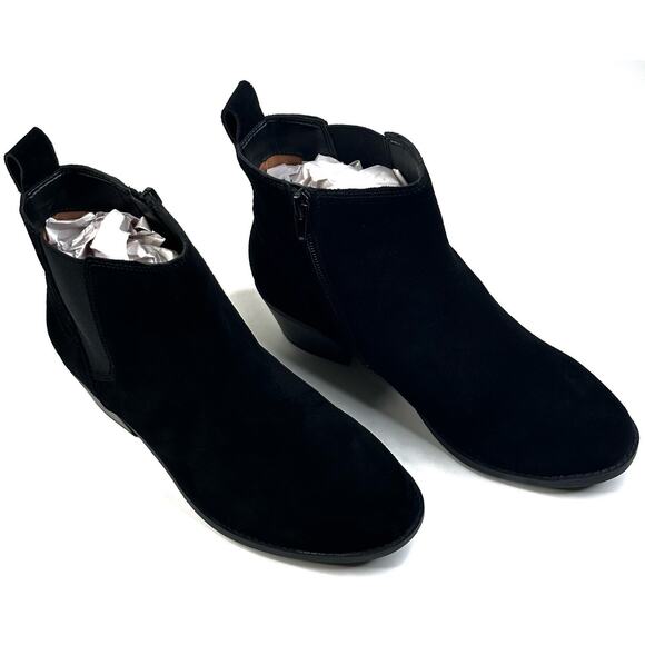 Vionic Roseland Black Suede Water Repellent Ankle Boots Womens Size 7W Zip New - Picture 1 of 14